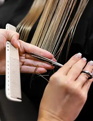Stylizacja włosów - nauka fryzjerstwa w Technikum Zamość